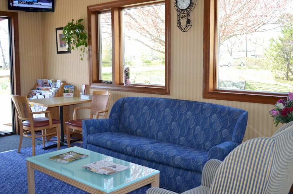 Hyannis Host Inn Экстерьер фото