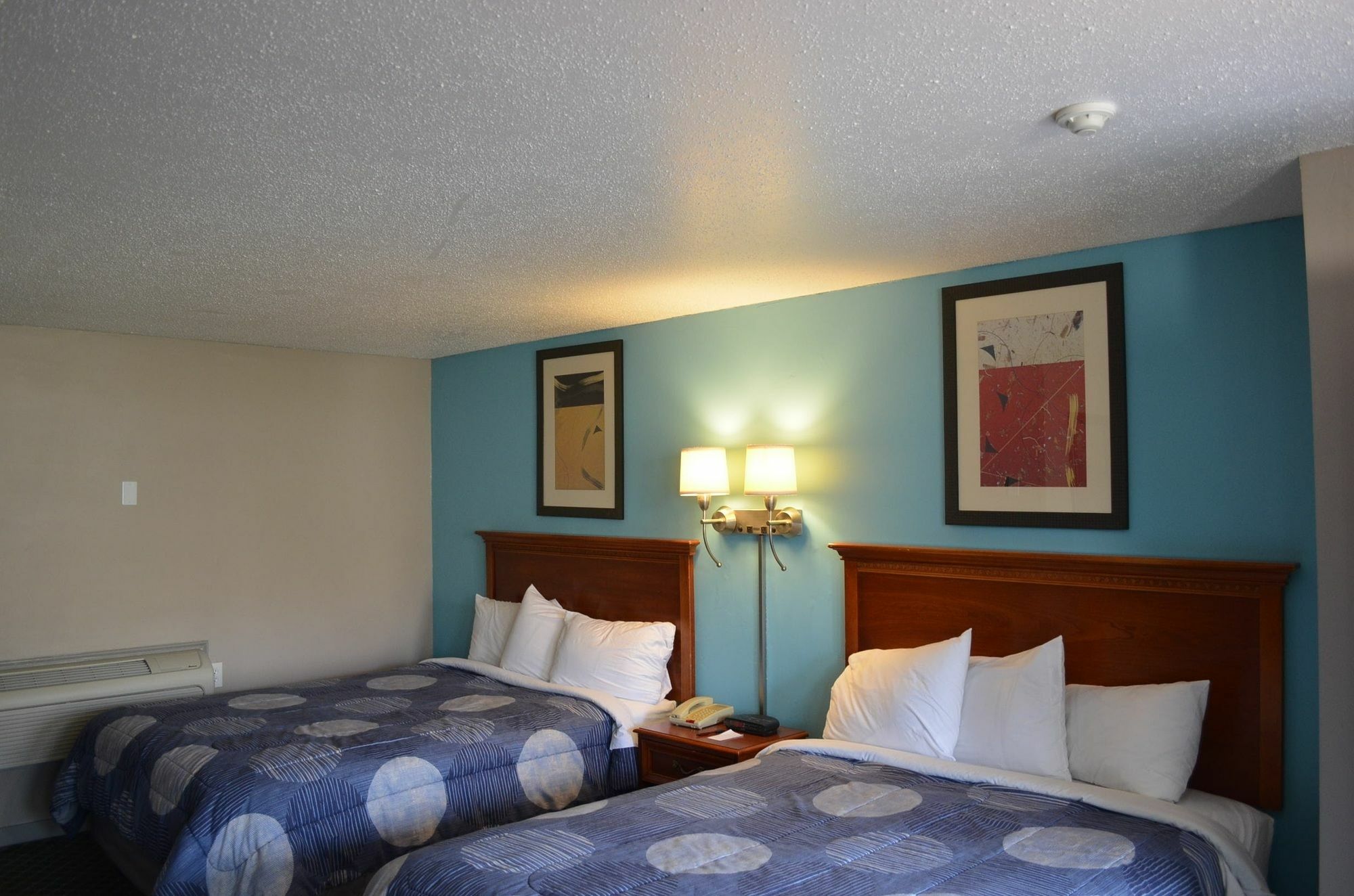 Hyannis Host Inn Экстерьер фото